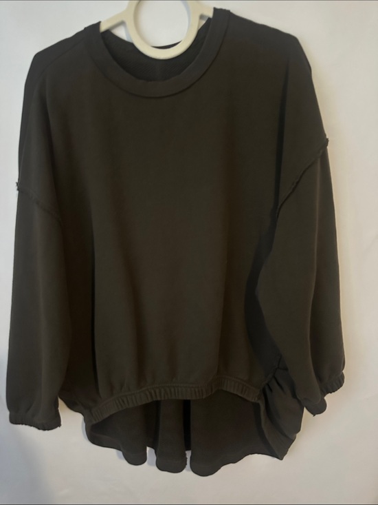 Free People Tops - Free People chocolate brown Relaxed Pullover Sweatshirt